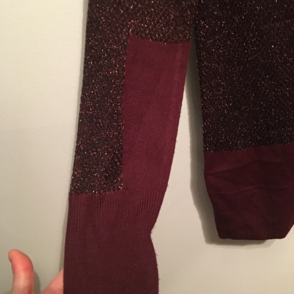 Simply Vera red burgundy and metallic cardigan - Picture 2 of 4